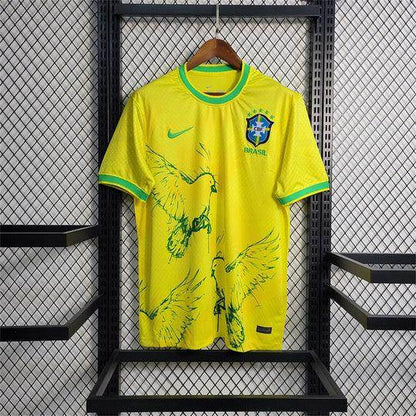 Édition Spéciale Oiseau Jaune Du Brésil 24/25.