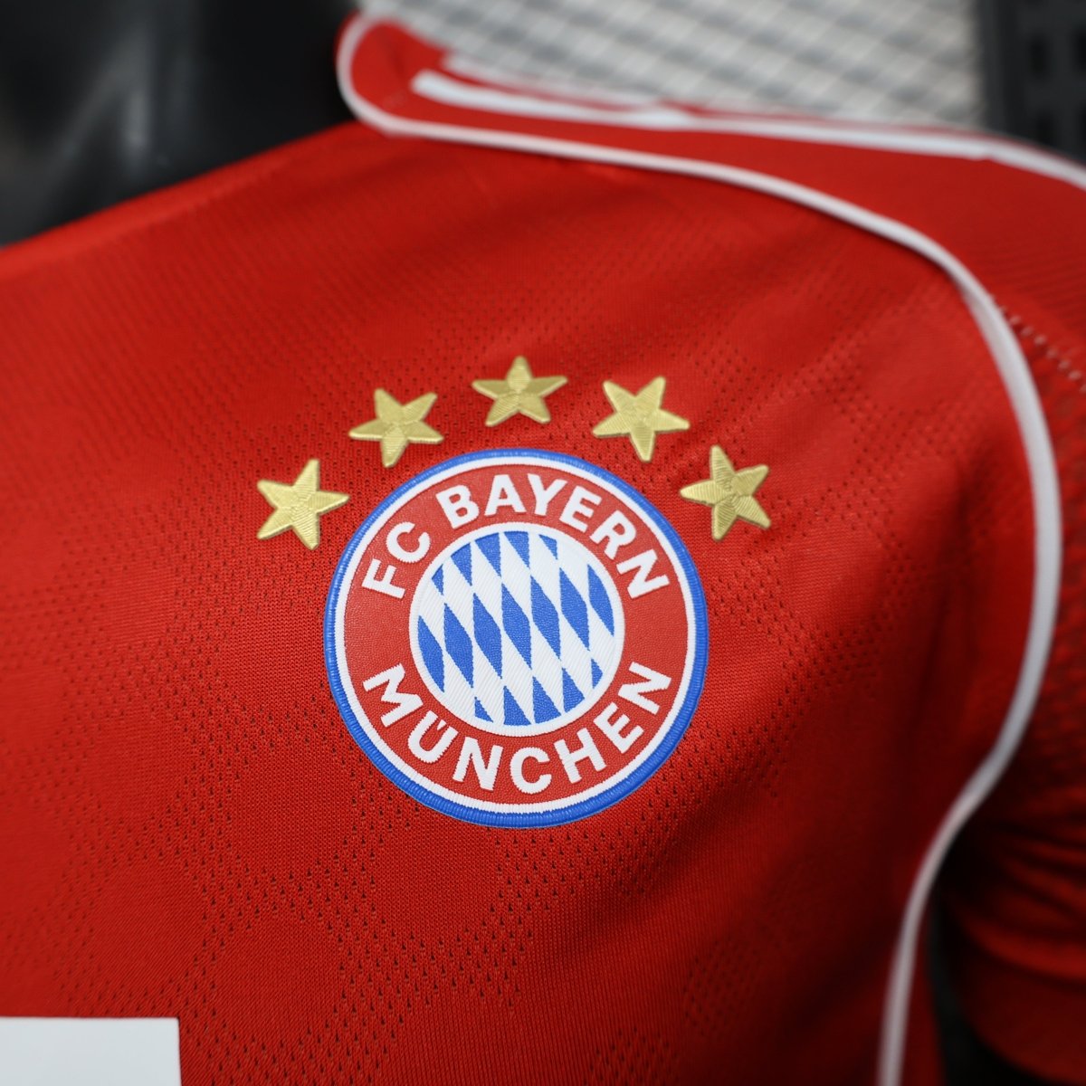 Bayern Munich Domicile 25/26 version Joueur.